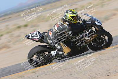 media/Sep-09-2023-SoCal Trackdays (Sat) [[6f49351c42]]/Turn 9 Inside (9am)/